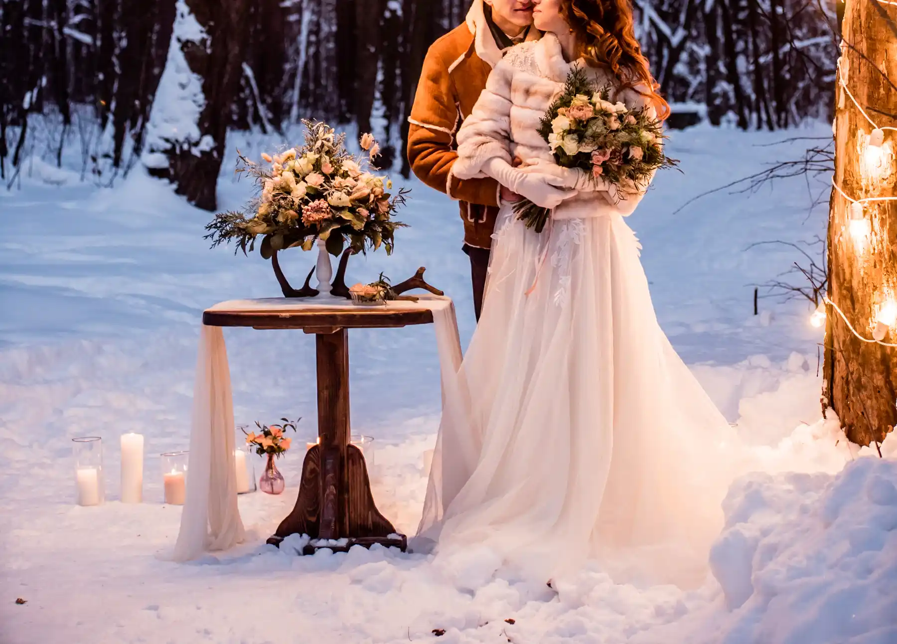 Beautiful-Winter-Wedding-Sparklers-Snow-Fur